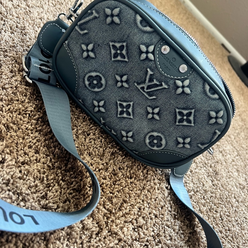 Denim blue crossbody bag
